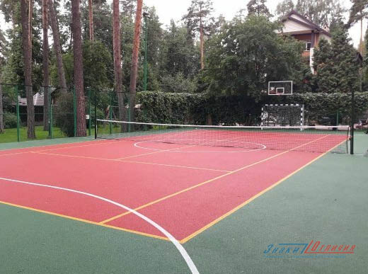 Теннисный корт в Подмосковье