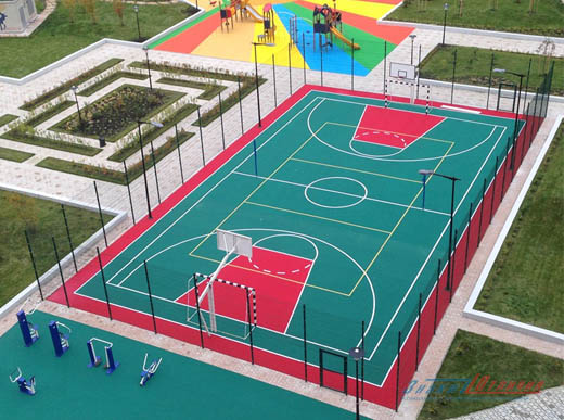 Пример выполненной универсальной спортплощадки в Московской школе